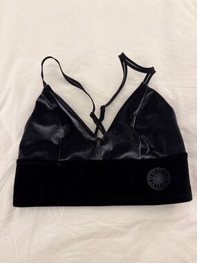 SoulCycle Beyond Yoga Velvet Sports Bra - size S